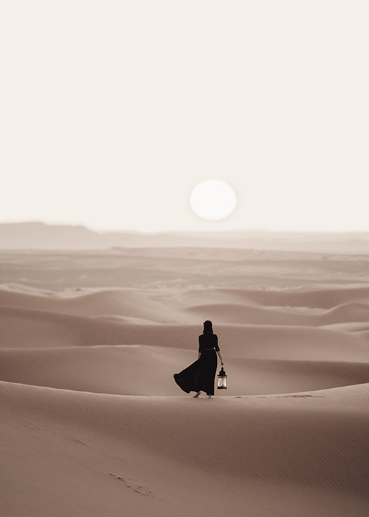 Woman in Desert Plakat