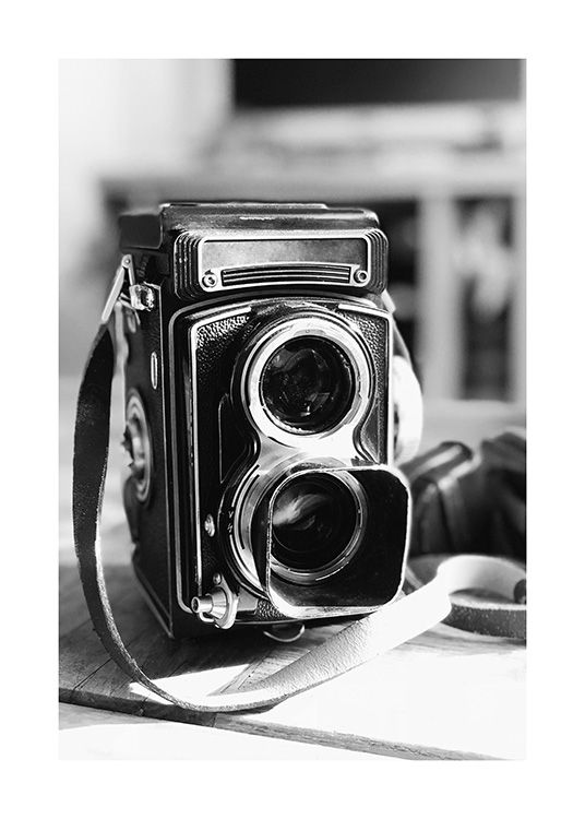  - Czarno-białe zdjęcie starego aparatu fotograficznego w stylu retro